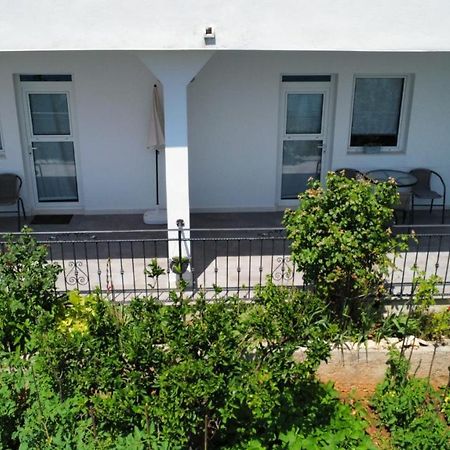 Apartmani Skalinada 玛里纳 外观 照片