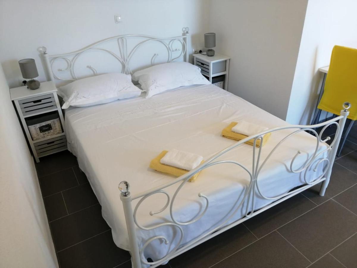 Apartmani Skalinada 玛里纳 外观 照片