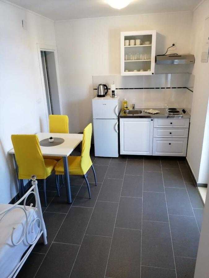 Apartmani Skalinada 玛里纳 外观 照片