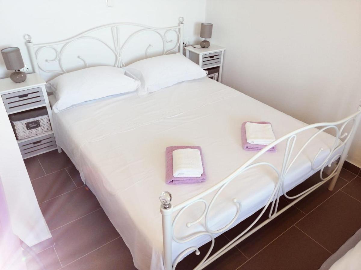 Apartmani Skalinada 玛里纳 外观 照片