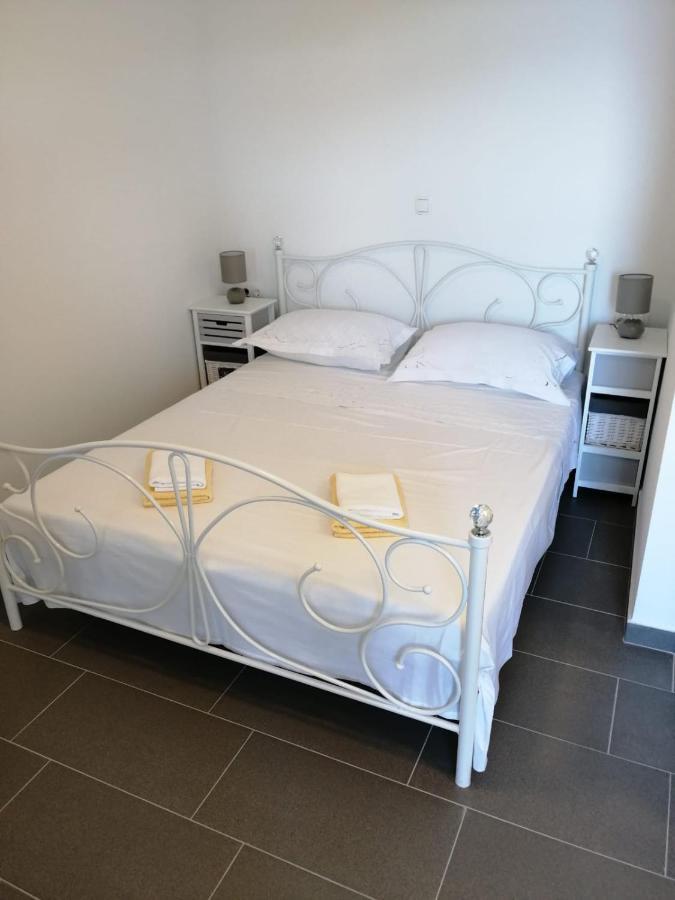 Apartmani Skalinada 玛里纳 外观 照片