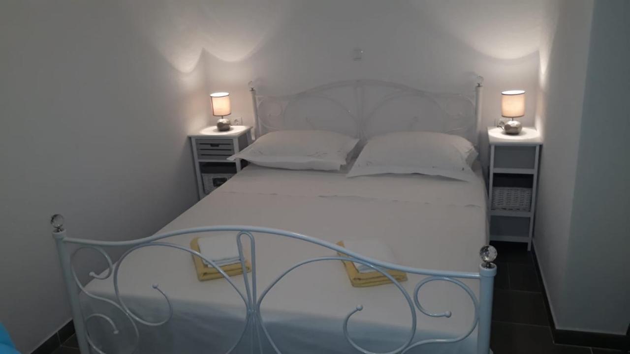 Apartmani Skalinada 玛里纳 外观 照片