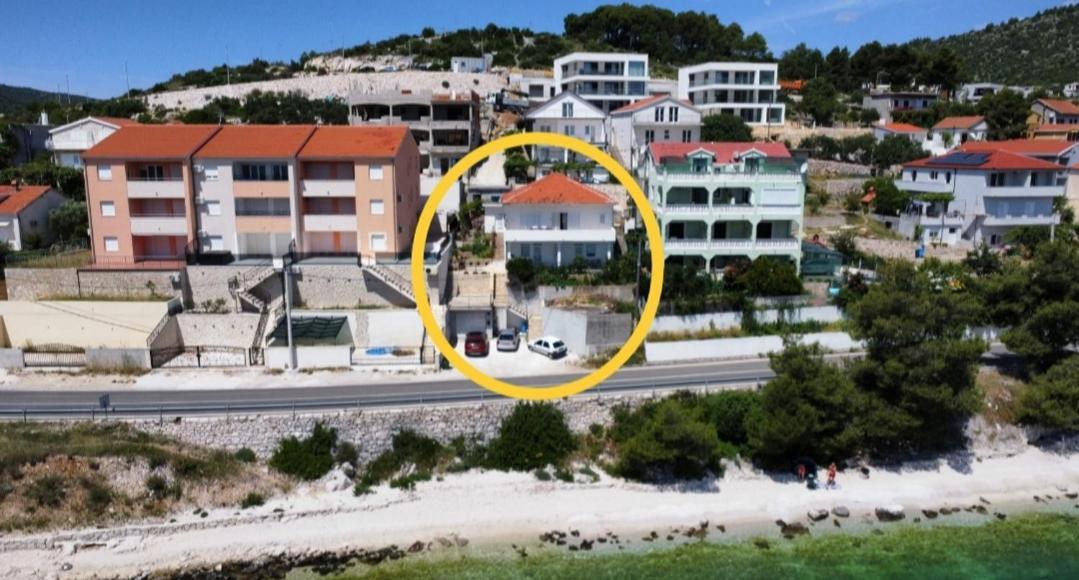 Apartmani Skalinada 玛里纳 外观 照片